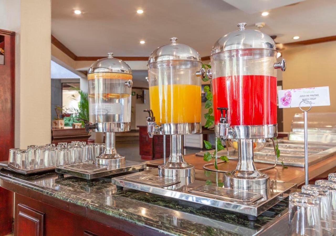 Wyndham San Jose Herradura Extérieur photo Juice dispensers