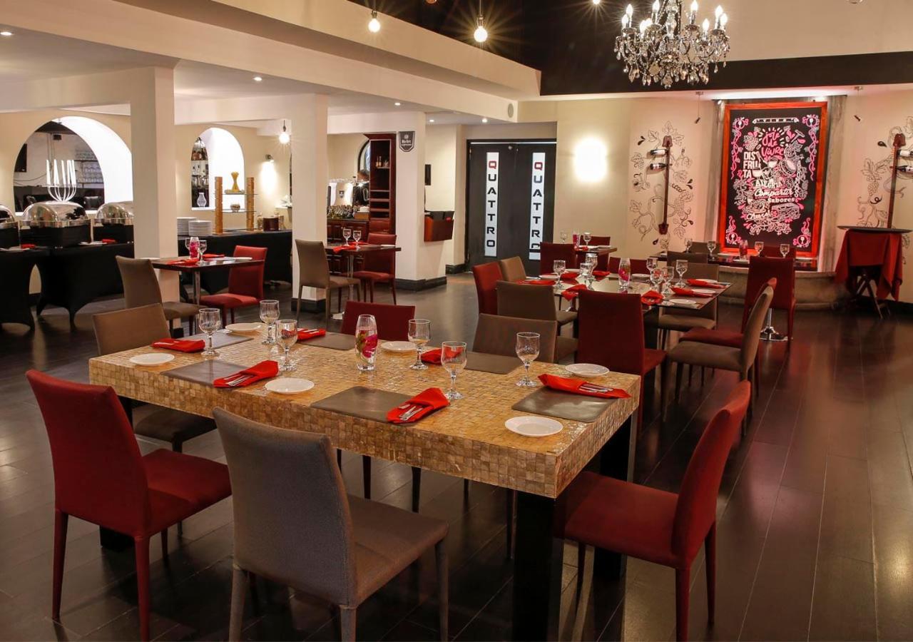 Wyndham San Jose Herradura Extérieur photo The interior of the restaurant