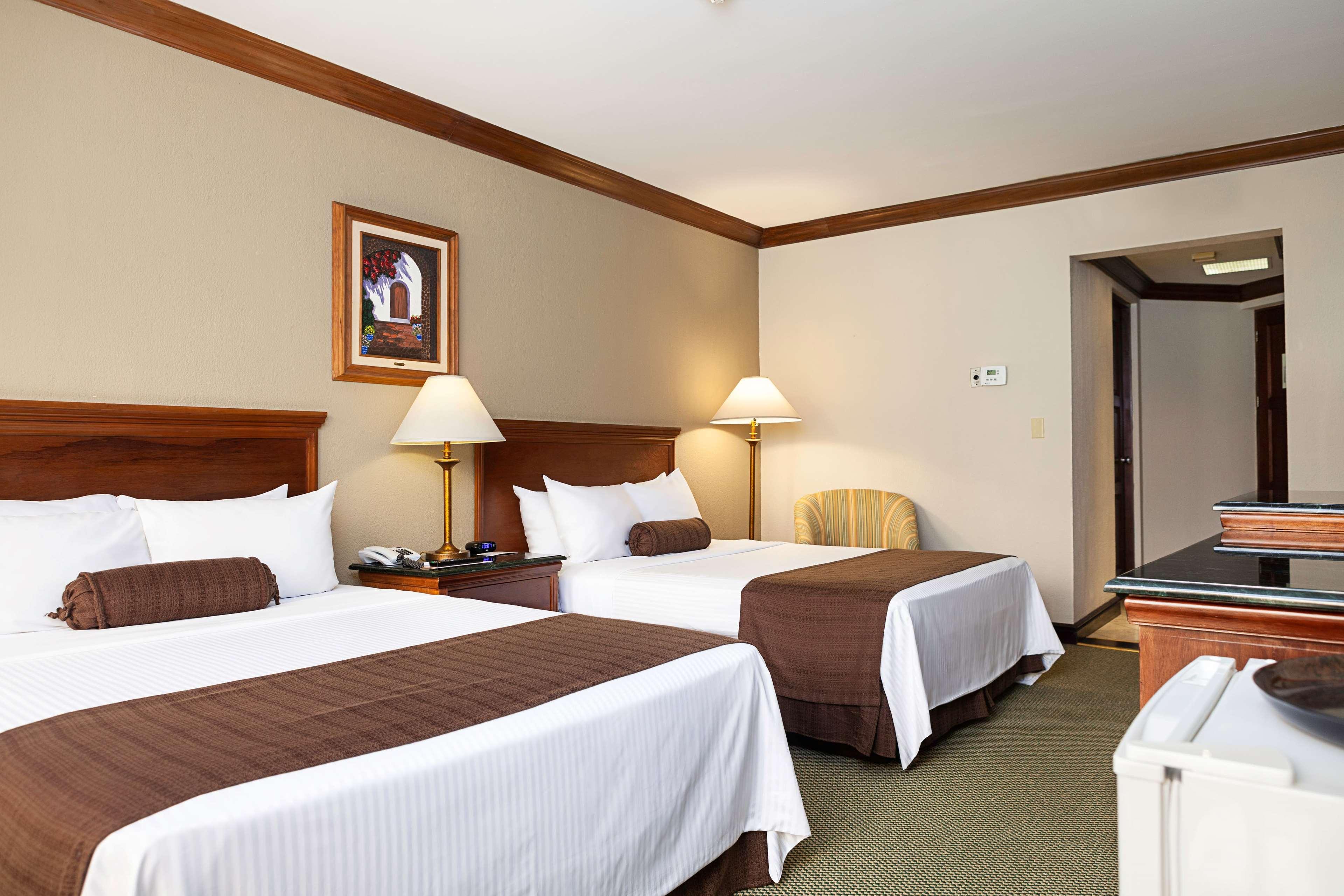 Wyndham San Jose Herradura Extérieur photo A typical hotel room