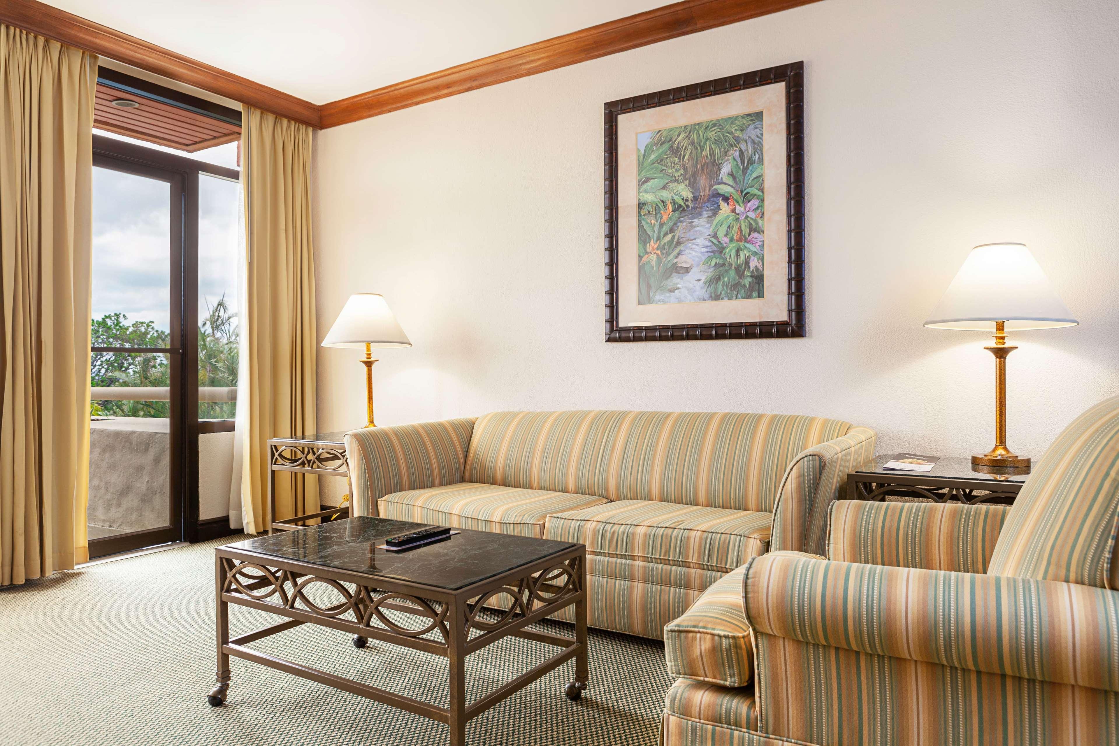 Wyndham San Jose Herradura Extérieur photo Living room