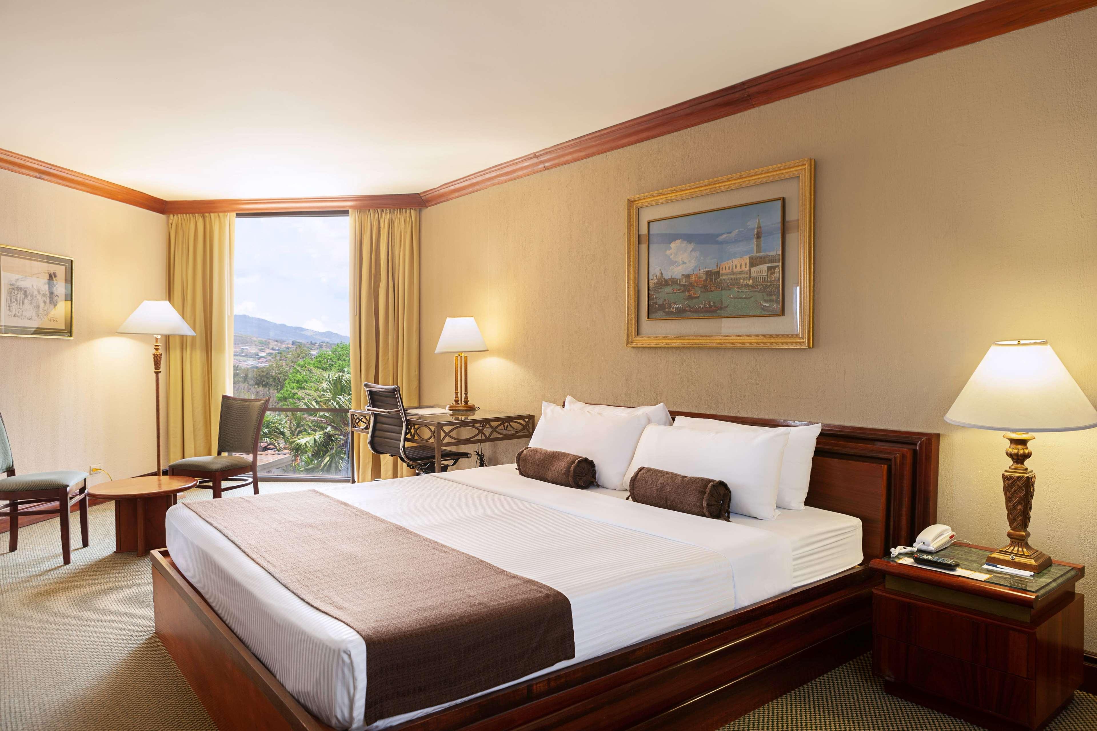 Wyndham San Jose Herradura Extérieur photo A typical hotel room