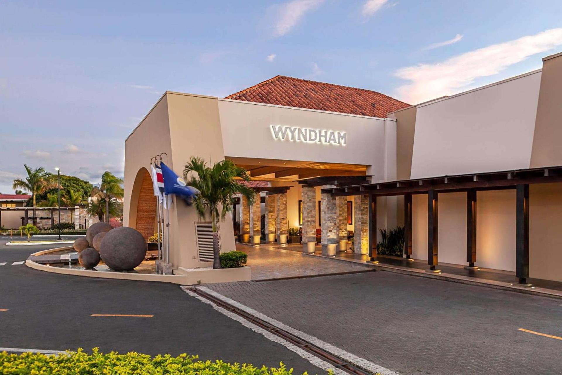 Wyndham San Jose Herradura Extérieur photo Windham Center